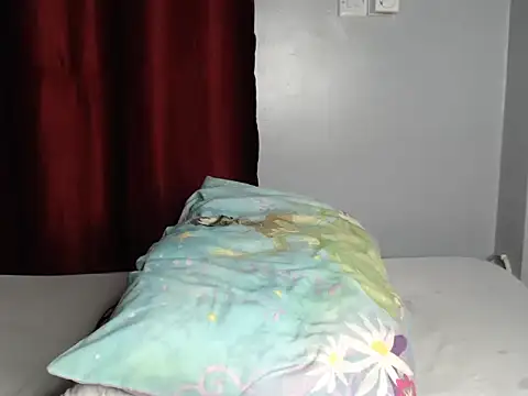 Naughtymis online show from October 22, 2025, 8:41 pm