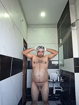 kaustubh45 online show from January 2, 2025, 5:46 am