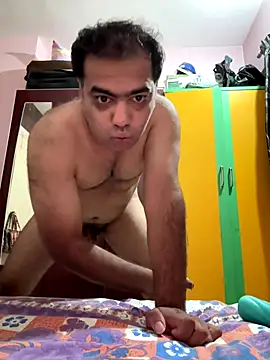 kaustubh45 online show from September 19, 2025, 4:18 pm