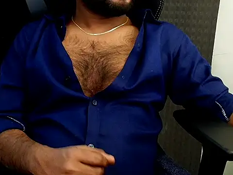 SHENOY3 online show from November 29, 2025, 8:56 pm