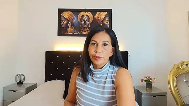 Snapshot of Shanon_mature chatting on June 2, 2026, 6:54 pm Shanon mature online show from June 2, 2026, 6:54 pm