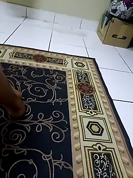 MrRight90 online show from December 1, 2025, 4:56 pm