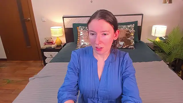 CatherineWalls online show from March 28, 2026, 2:22 am