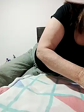 Snapshot of Vicky_Rosse chatting on February 5, 2026, 9:52 pm Vicky Rosse online show from February 5, 2026, 9:52 pm