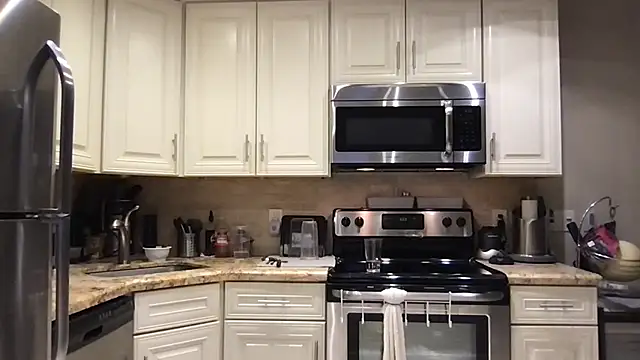 BigGuyMuscle online show from September 15, 2025, 11:05 pm