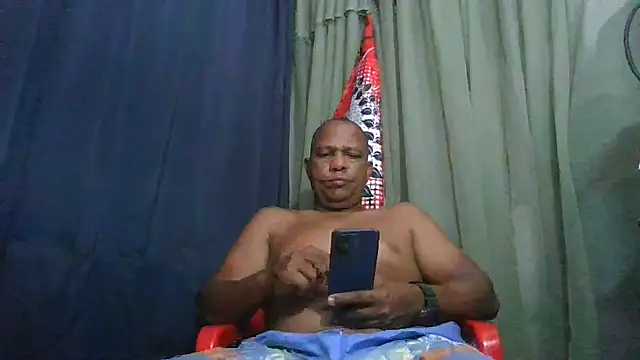 Snapshot of condor08750 chatting on June 16, 2026, 7:27 pm condor08750 online show from June 16, 2026, 7:27 pm