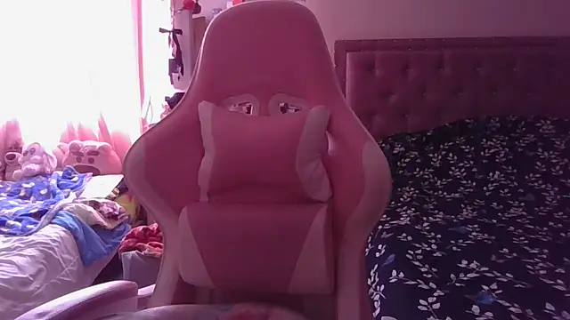 annarose19 online show from February 19, 2025, 7:38 pm