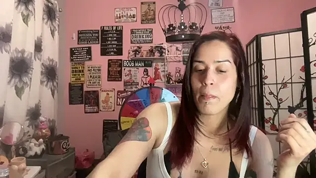 Snapshot of latinacubana chatting on February 27, 2025, 8:28 am latinacubana online show from February 27, 2025, 8:28 am