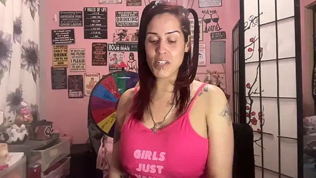 Snapshot of latinacubana chatting on March 7, 2025, 8:56 am latinacubana online show from March 7, 2025, 8:56 am