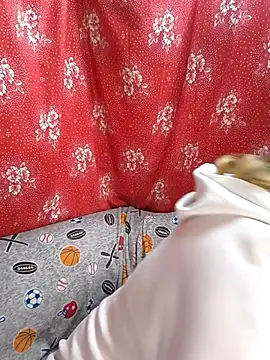 Zuli Kiska online show from March 12, 2026, 8:48 pm