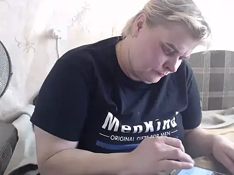 Ameliabusty online show from February 18, 2025, 11:33 am