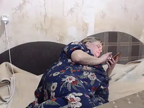 Ameliabusty online show from March 18, 2025, 6:04 pm