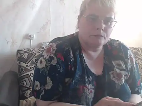 Ameliabusty online show from September 13, 2025, 12:49 pm