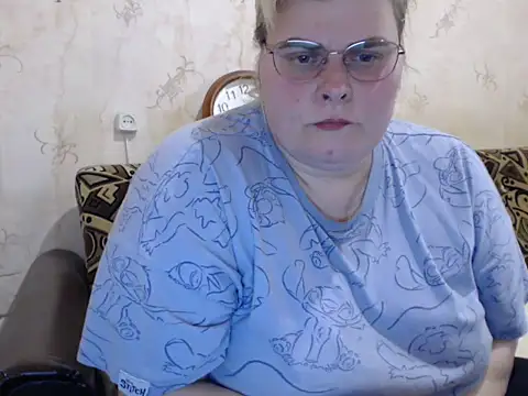 Ameliabusty online show from November 10, 2025, 12:48 pm