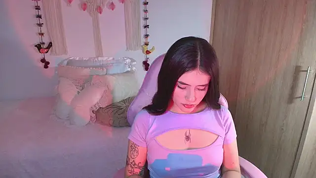 iriswest  online show from March 3, 2026, 1:45 am