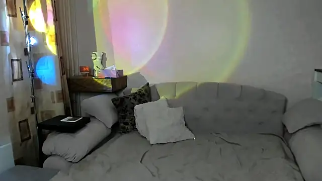 Snapshot of Vivian_Davis chatting on March 5, 2026, 7:32 pm Vivian Davis online show from March 5, 2026, 7:32 pm
