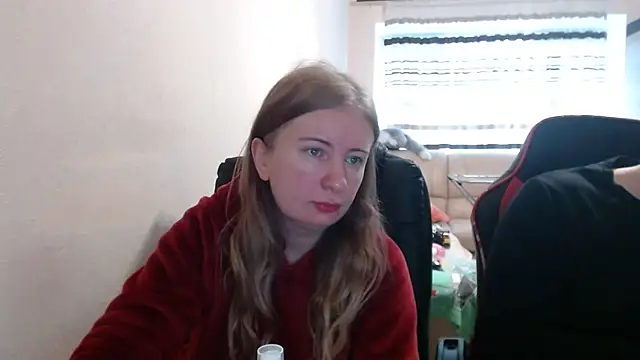 PeterAndJen online show from November 15, 2025, 6:33 am