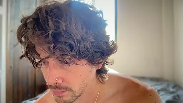 mcklister kinky feets online show from April 11, 2026, 3:38 pm