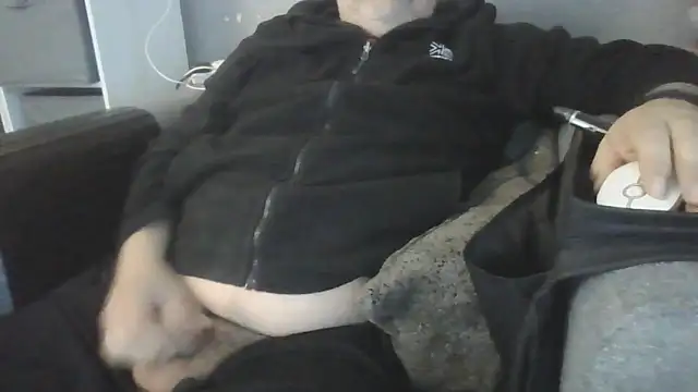 Naturistmale45 online show from May 5, 2026, 8:33 am