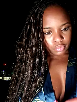 PRIMAGODDESS online show from November 24, 2025, 9:14 pm