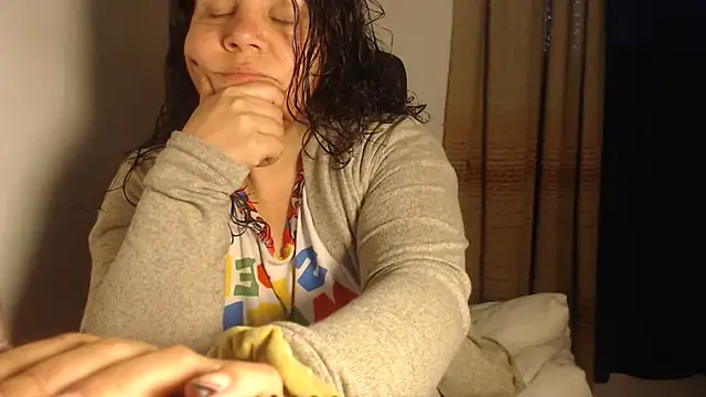 Snapshot of agathamiller01 chatting on July 7, 2026, 11:20 pm agathamiller01 online show from July 7, 2026, 11:20 pm