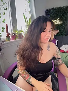 JennKenobi online show from March 4, 2026, 3:40 pm