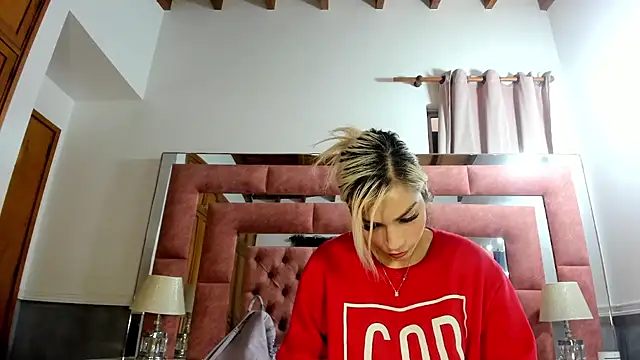 briana wonder69xxx online show from March 5, 2026, 8:38 pm