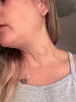 Snapshot of misslulipop chatting on January 29, 2025, 7:00 pm misslulipop online show from January 29, 2025, 7:00 pm