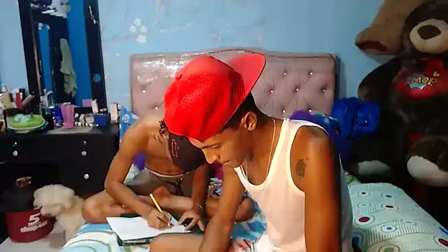 gustavo saaled19 online show from December 5, 2024, 12:08 am