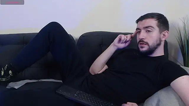 Dylan Best online show from February 21, 2025, 6:18 am