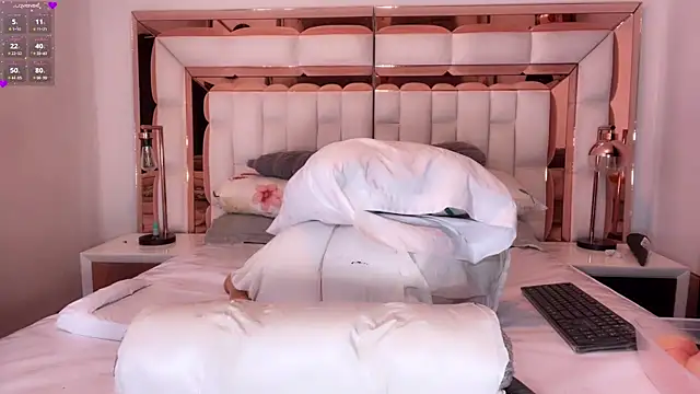 im yours 01 online show from January 28, 2025, 10:56 am