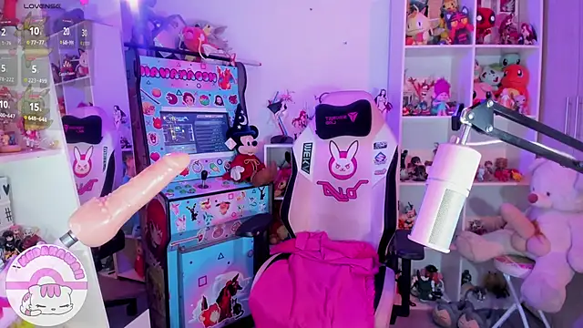 Snapshot of meda_kawaii_ chatting on January 3, 2025, 3:05 am meda kawaii  online show from January 3, 2025, 3:05 am