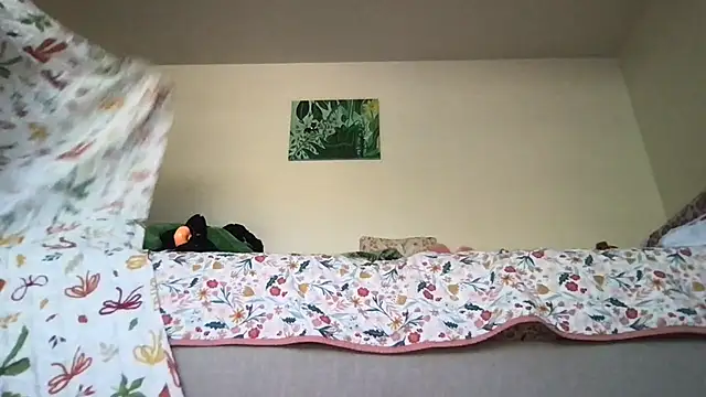 HYPHYtype online show from October 10, 2025, 7:13 pm