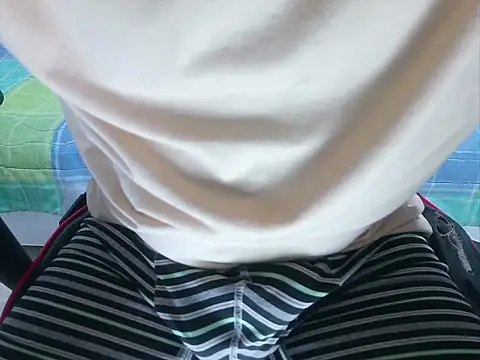 TeddyGominola  online show from February 8, 2025, 10:08 pm