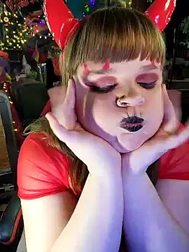 VelvetDiablo online show from December 6, 2024, 4:03 am