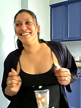 Nikkierosee online show from October 12, 2025, 6:40 pm