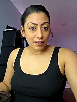 Nikkierosee online show from February 15, 2026, 3:42 pm