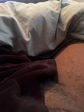 chocolatelongstrokes online show from March 13, 2026, 1:18 pm