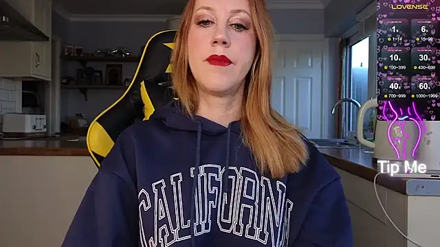 stripmequick online show from February 6, 2025, 9:53 am