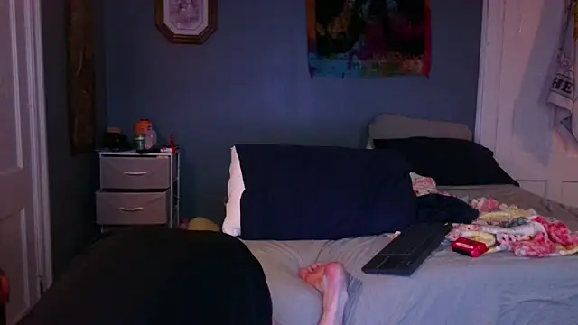 hpluvsplata online show from February 22, 2026, 1:42 pm