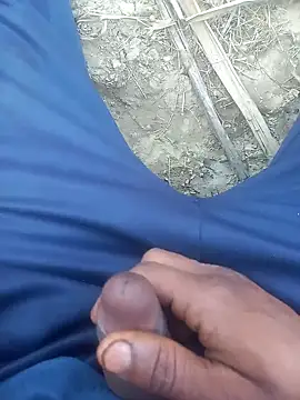 FinableKnee online show from January 9, 2026, 11:35 am