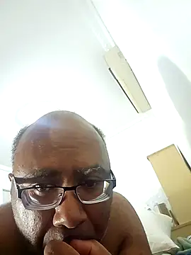 mesd45 online show from October 22, 2025, 6:24 am