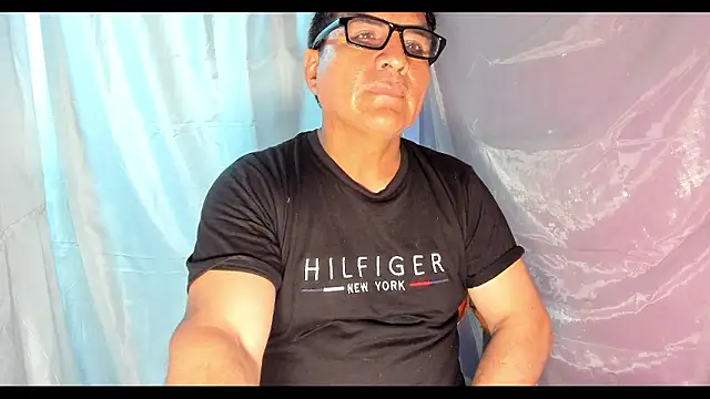 Snapshot of yandyaa chatting on December 7, 2024, 3:19 pm yandyaa online show from December 7, 2024, 3:19 pm