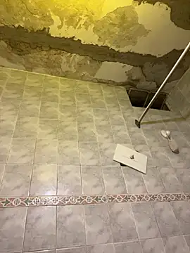 Snapshot of Alicbranca chatting on October 9, 2025, 5:27 am Alicbranca online show from October 9, 2025, 5:27 am