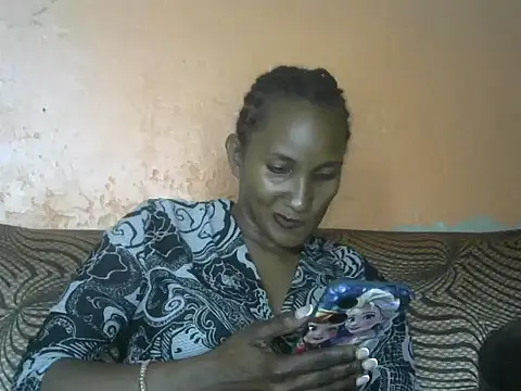 Snapshot of Athena_2019 chatting on August 5, 2026, 11:35 am Athena 2019 online show from August 5, 2026, 11:35 am