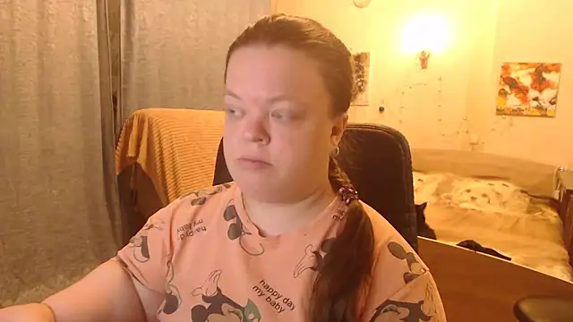 Janiffer MiMi online show from February 1, 2025, 4:33 pm