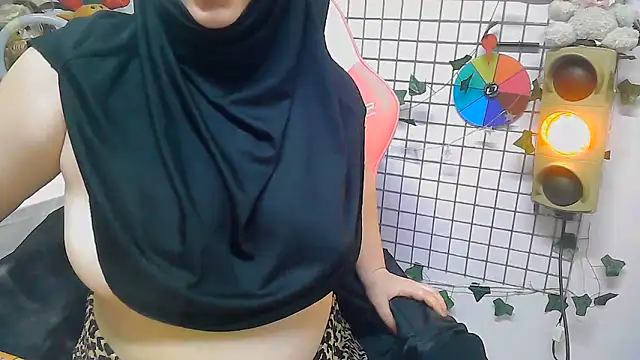 PinkPudding online show from March 3, 2026, 7:42 pm