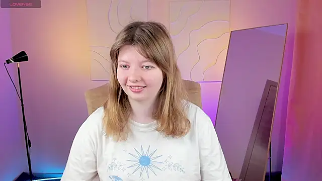 Snapshot of Vivian_cutie chatting on February 7, 2025, 3:30 pm Vivian cutie online show from February 7, 2025, 3:30 pm