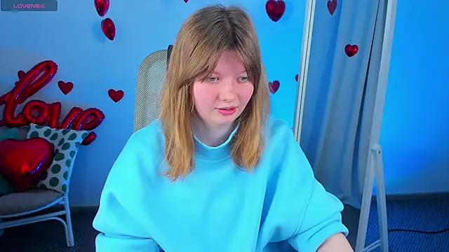 Snapshot of Vivian_cutie chatting on February 16, 2025, 11:49 am Vivian cutie online show from February 16, 2025, 11:49 am