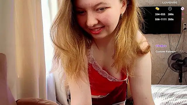 Vivian cutie online show from March 29, 2026, 12:38 pm